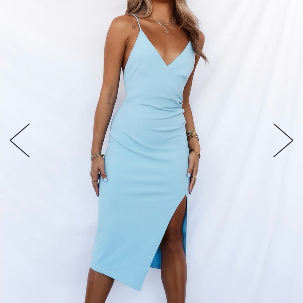 Light blue quiet dancer midi dress